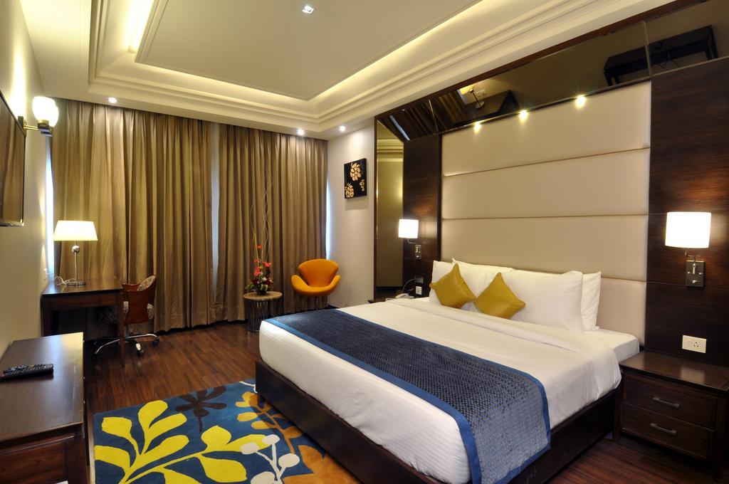 The Cove Hotel Panchkula Room photo